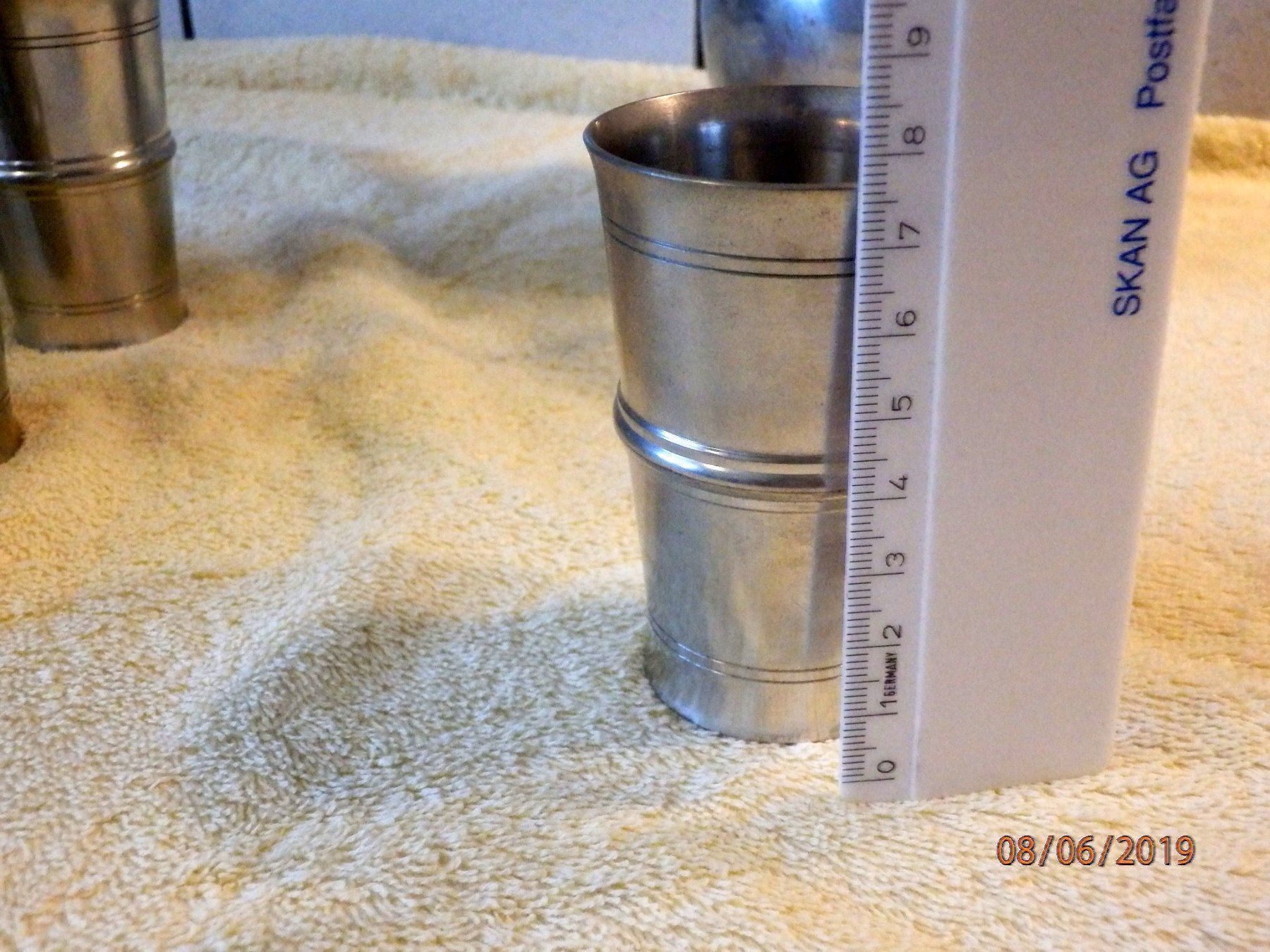 Caraffe: Zinnkrug mit 6 Becher, H.J. Geneve – Usato da Ueberstorf venduto da dinbau 7