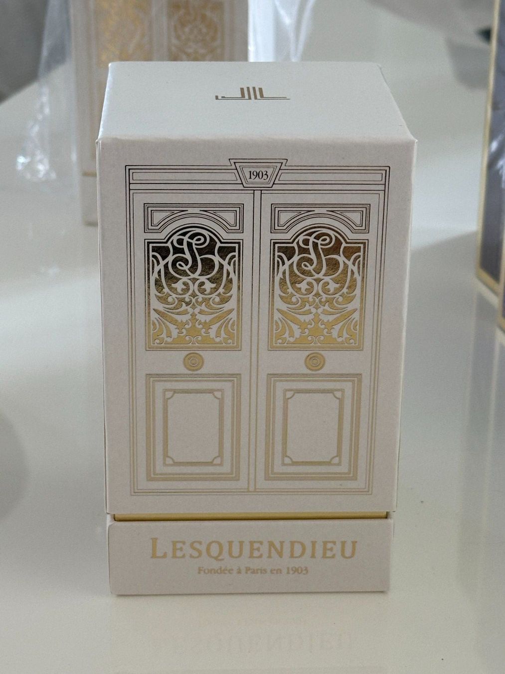 Profumi & Eau de Toilette: Lesquiendieu Oud Saffron – Nuovo e nell'imballaggio originale da Zug venduto da luk_bgz7