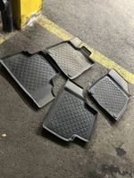 Cupra born tapis caoutchouc comme neuf 