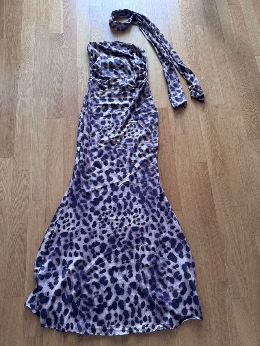 Vestiti: Leopard Kleid gr xs mit Halsband – Nuovo (secondo la descrizione) da Unterengstringen venduto da Cuz_5555
