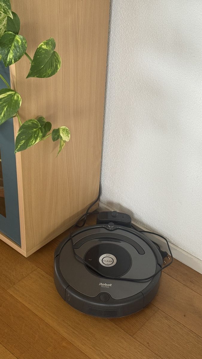 Irobot Aspirapolveri & Accessori: iRobot Roomba Staubsauger – Usato da Uttwil venduto da davinio11