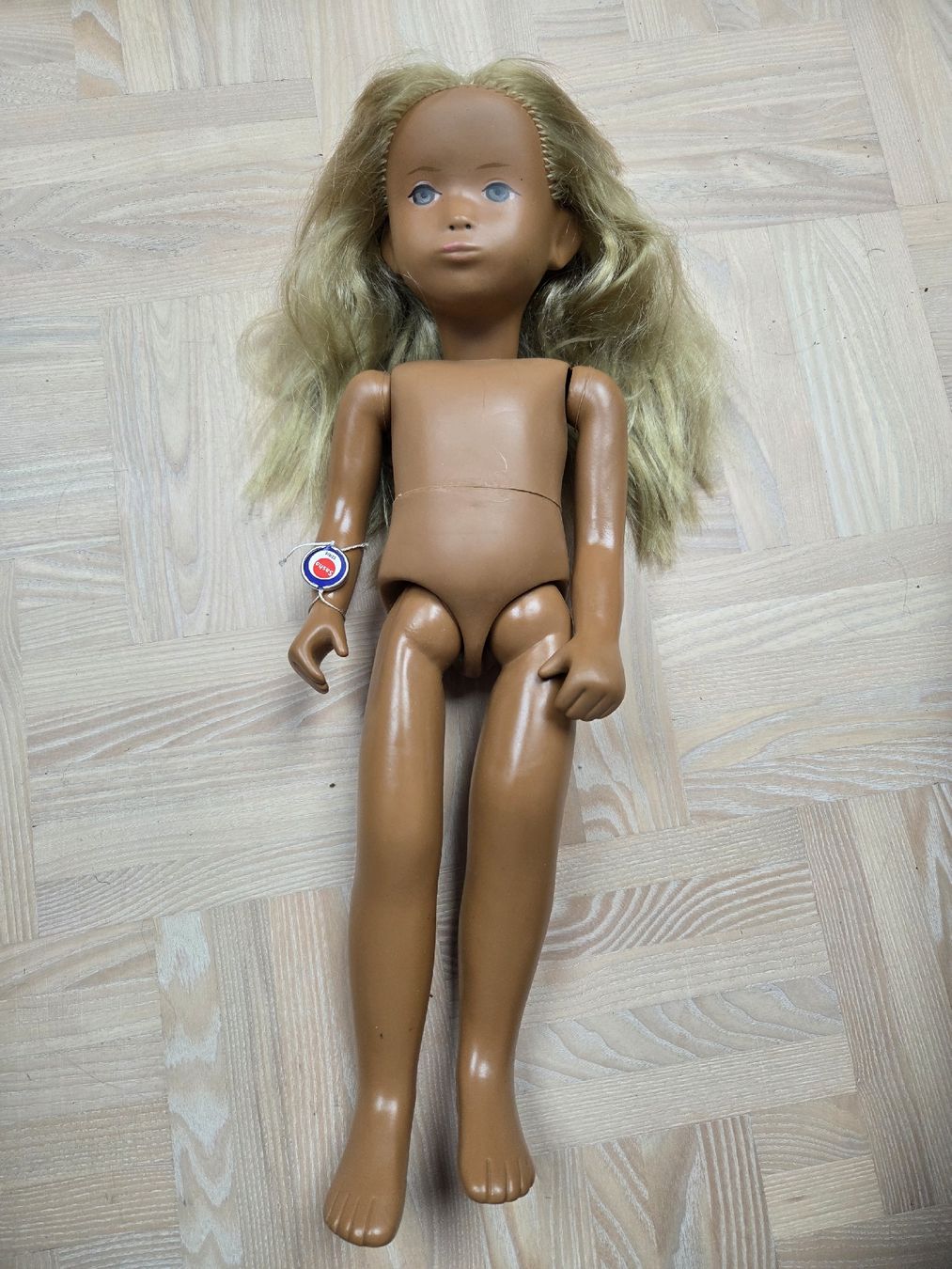 Sasha Morgenthaler Poupées: Sasha Puppe Mädchen blond – D'occasion à Wängi par Planet80