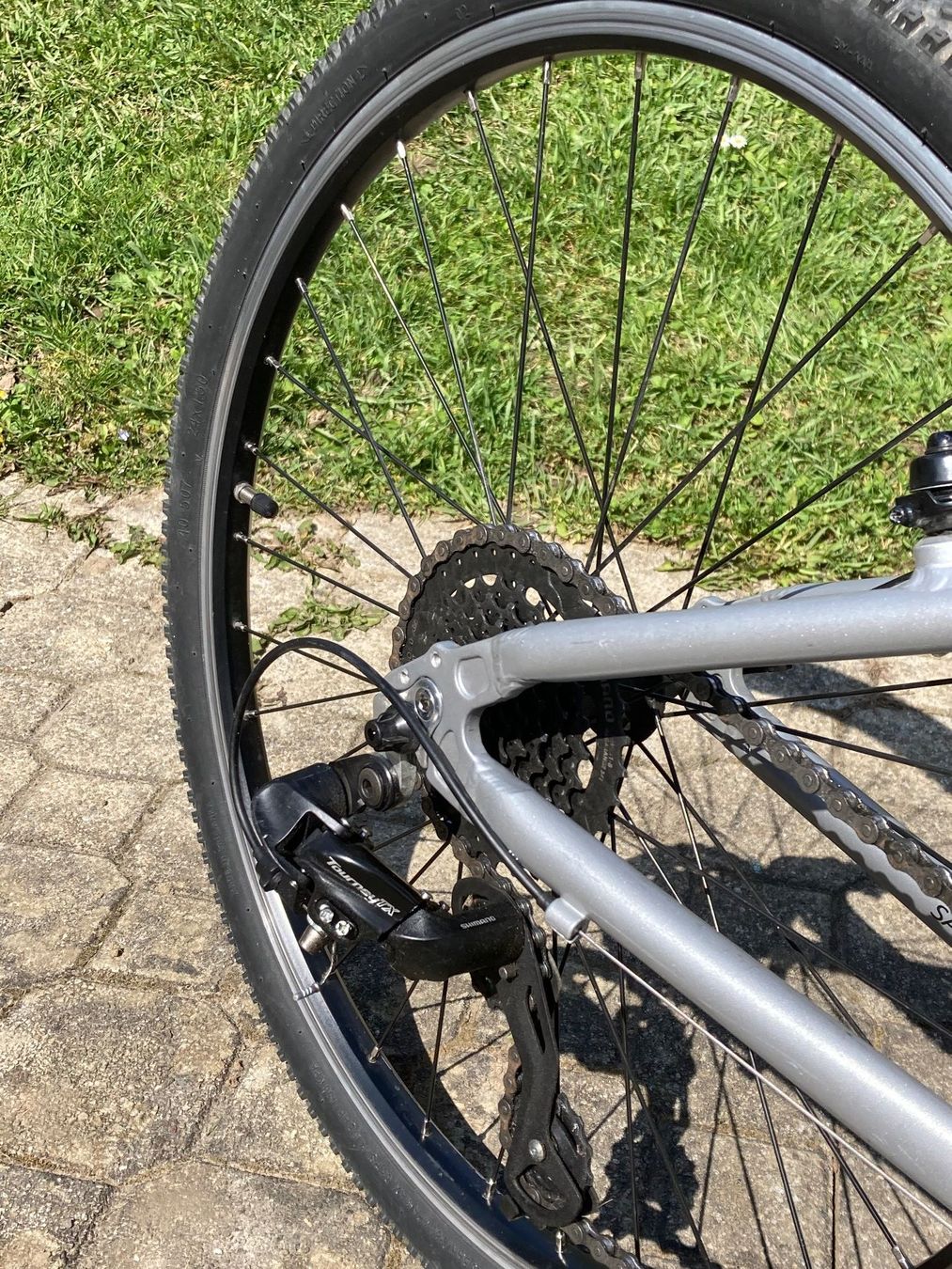 Velos: Mädchenvelo 24" mit Alurahmen – Gebraucht aus Thalwil von Doman13 8
