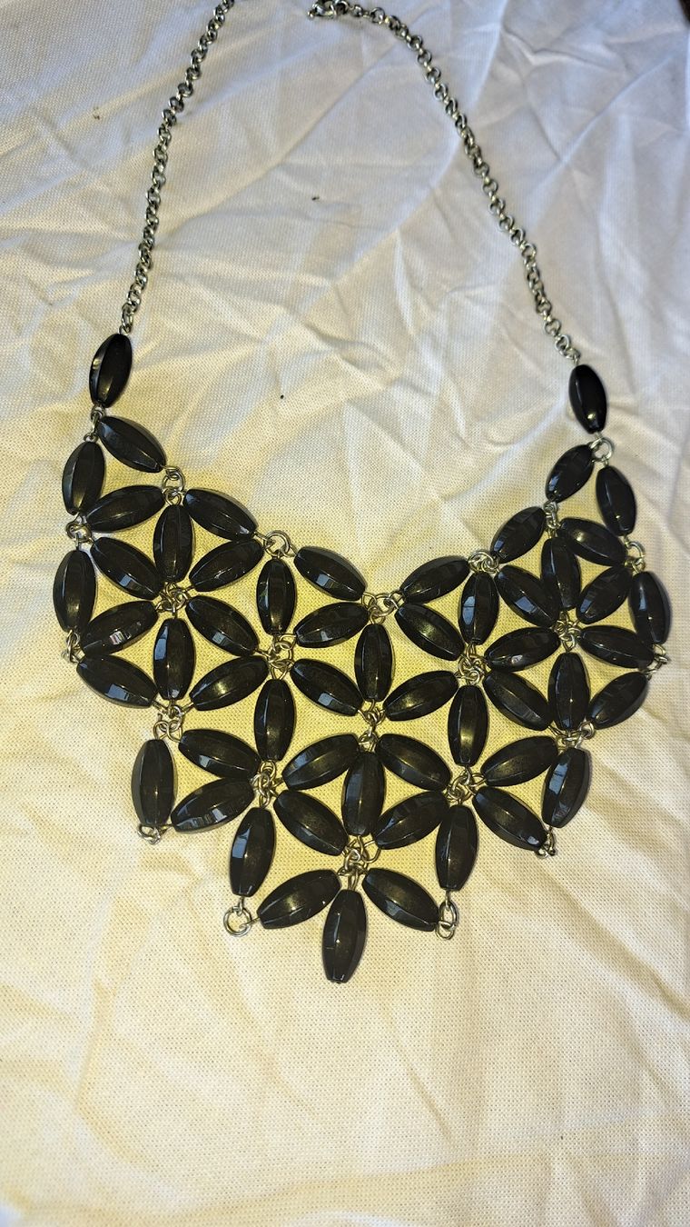 Altri gioielli: Schmuck Lot Vintage schwarz – Usato da Kölliken venduto da Upcycling-by-Mc-TAM 4