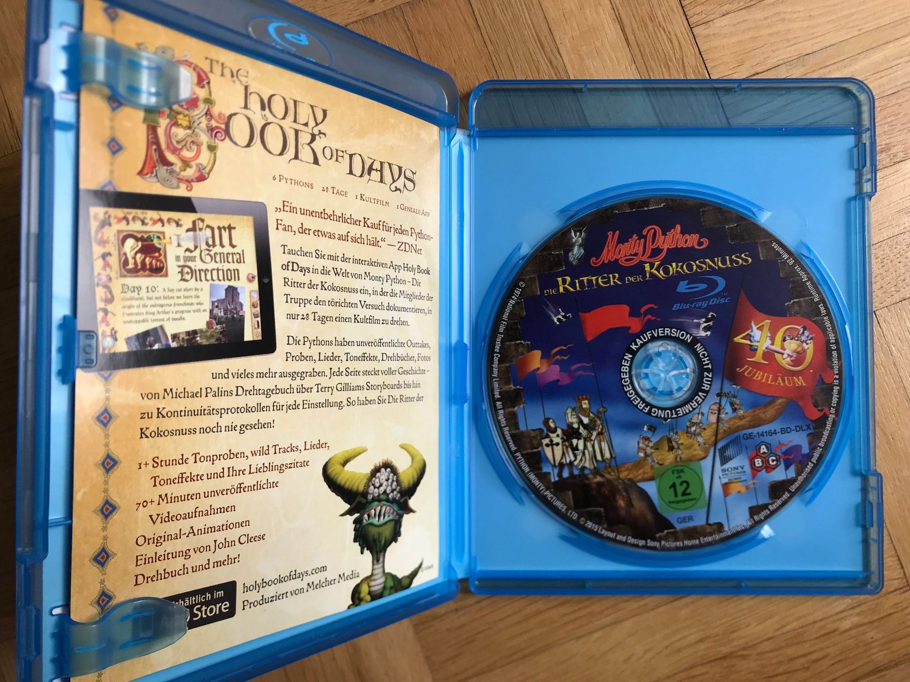 Tutti i DVDs: Monty Python - Ritter der Kokosnuss - 40. Jubiläum - Blu-ray – Nuovo (secondo la descrizione) da Zürich venduto da Malcom 2
