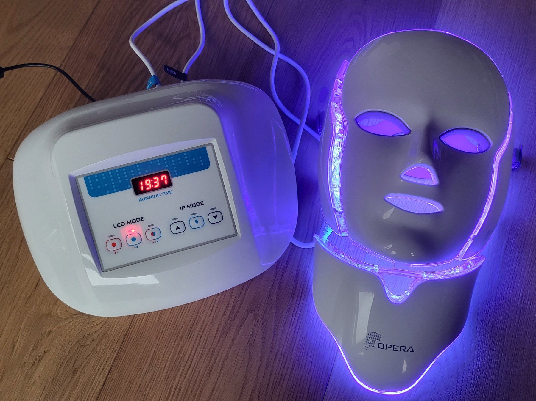 Cura del viso: OPERA LED Face Neck Mask with Galvanic - Professional – Usato da Rüschlikon venduto da nicos8033 7