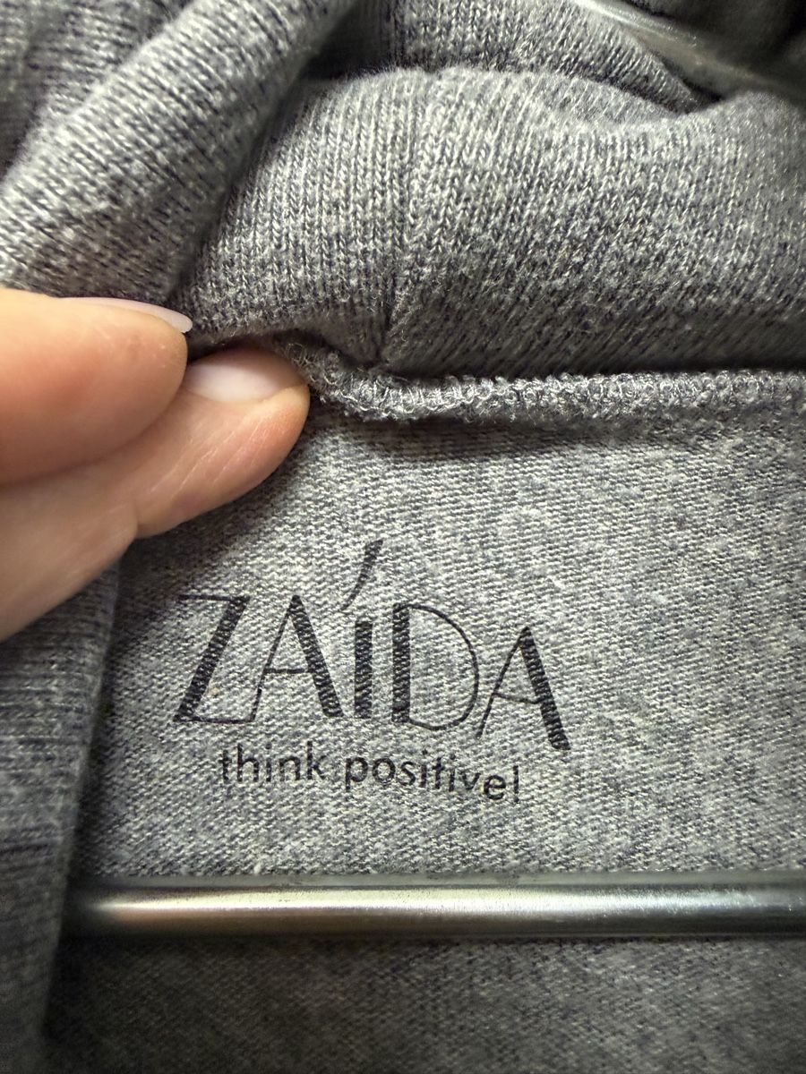 Maglioni & Felpe: Zaida Disney Pullover, Rollkragen, Grau, Gr. 38/40 Top! – Nuovo (secondo la descrizione) da Lyss venduto da Sibella56 2