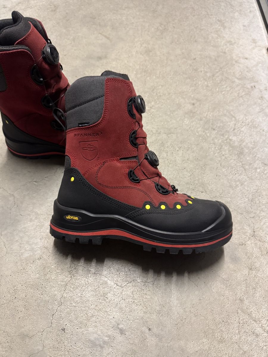 Pfanner Scarpe da uomo: PFANNER BOA SCHNITTSCHUTZSCHUH GR. 41 – Nuovo (secondo la descrizione) da Lenzburg venduto da billistar 1