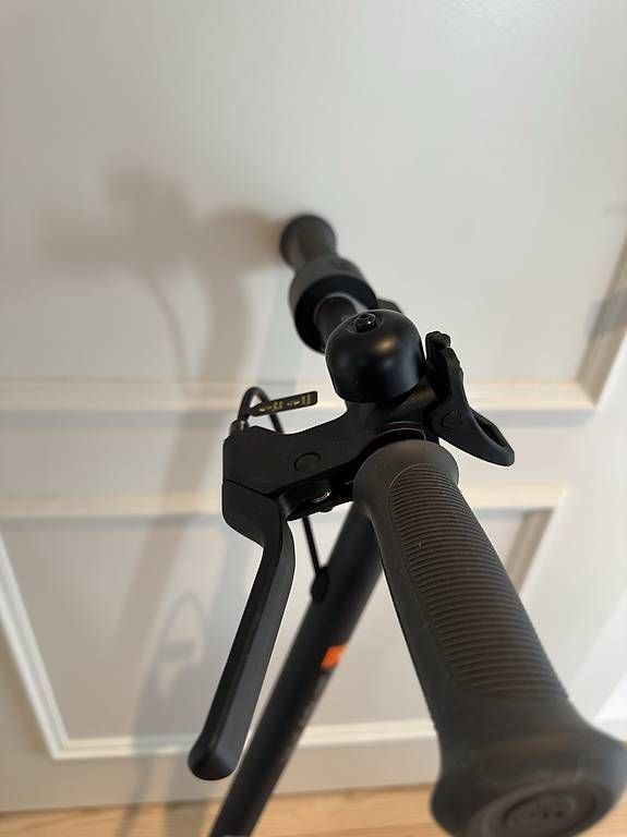 Kickboard: Segway Ninebot (unbenutzt) eKickScooter C2 – Neu und originalverpackt aus Basel von KAFD 1