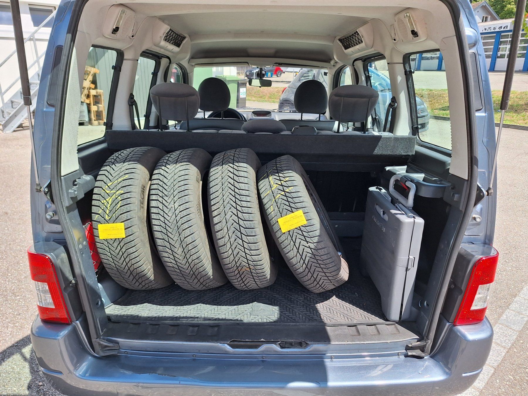 Citroën Automobili: Citroën Berlingo 1.6 16V Edition – Difettoso da Solothurn venduto da GysinSolothurn 7