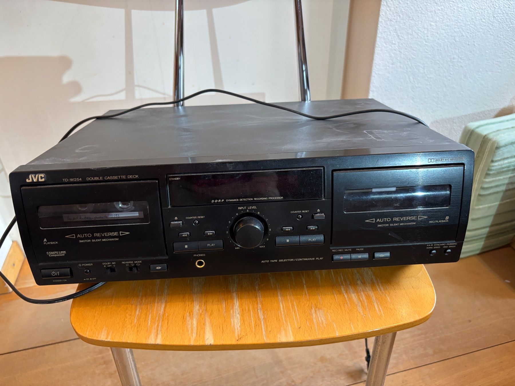 Kompaktkassetten: double cassette deck JVC TD-W254 – Gebraucht aus Winterthur von martinlu