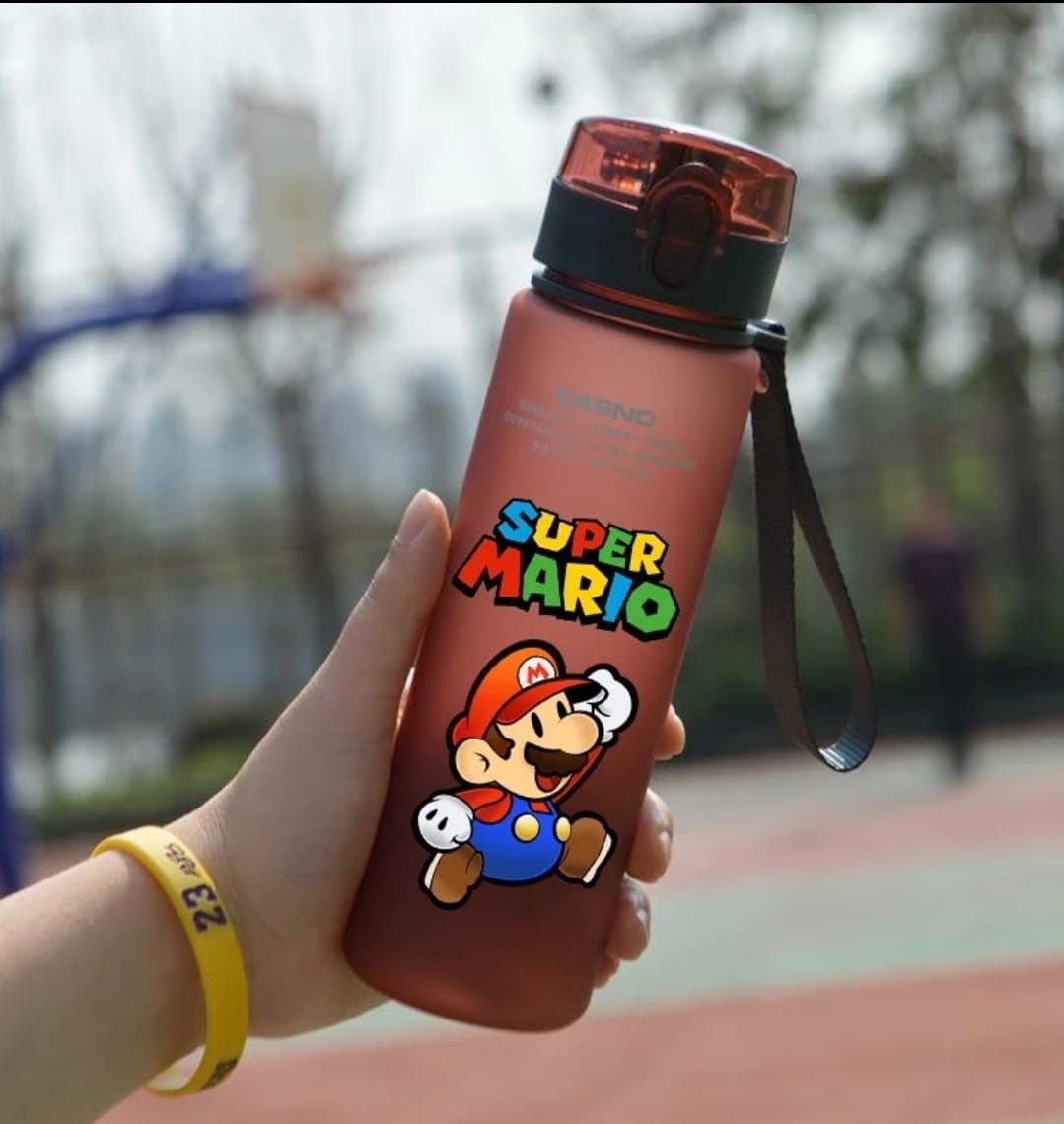 Trinkflaschen & Thermosflaschen: Super Mario Wasser Flasche 560ml NEU – Neu und originalverpackt aus Oberurnen von jasmin2fel
