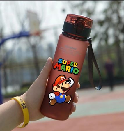 Super Mario Wasser Flasche 560ml NEU