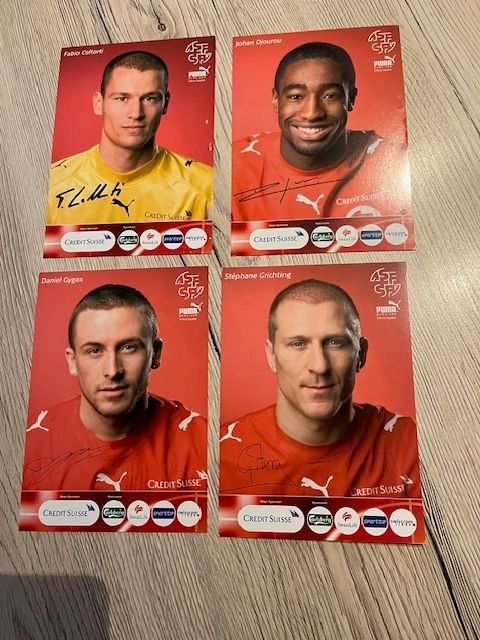 Autogramme: 4 Autogrammkarten Schweizer Fussball Nationalmannschaft – Gebraucht aus Naters von juveman