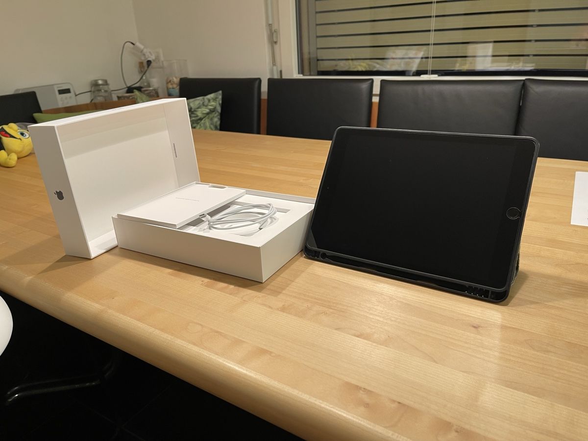 Apple Tablet PC: IPad (8th Generation) 128 Gb Wi-Fi – Nuovo (secondo la descrizione) da Tägerwilen venduto da swws1199 2