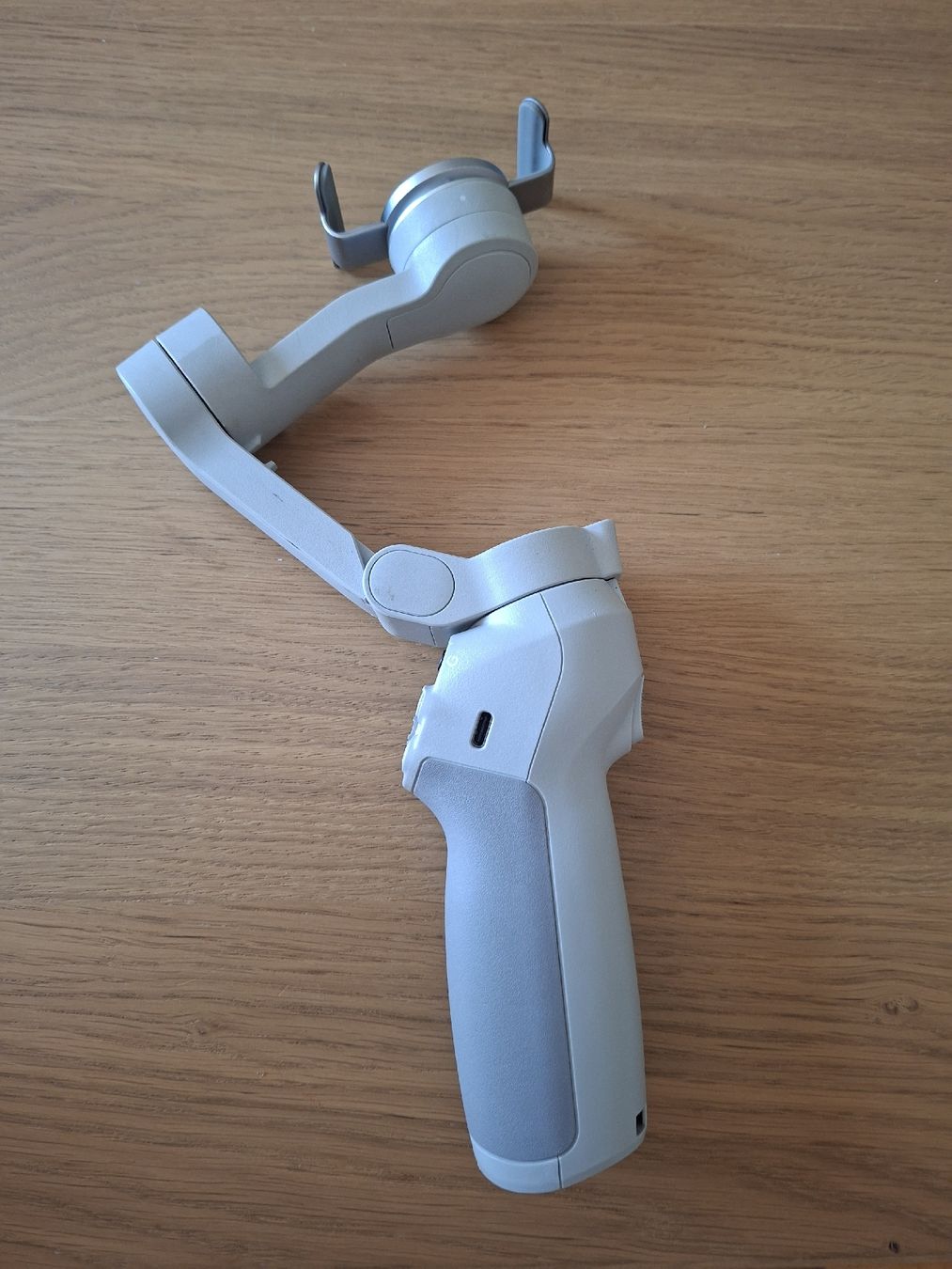 DJI Altri Accessori: Stabilisateur DJI Osmo Mobile SE – Usato da Granges-Paccot venduto da basduruz17 1