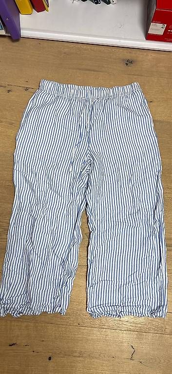 Pantaloni: blau-weisse Leinenhose – Usato da Chur venduto da gio_6rlp