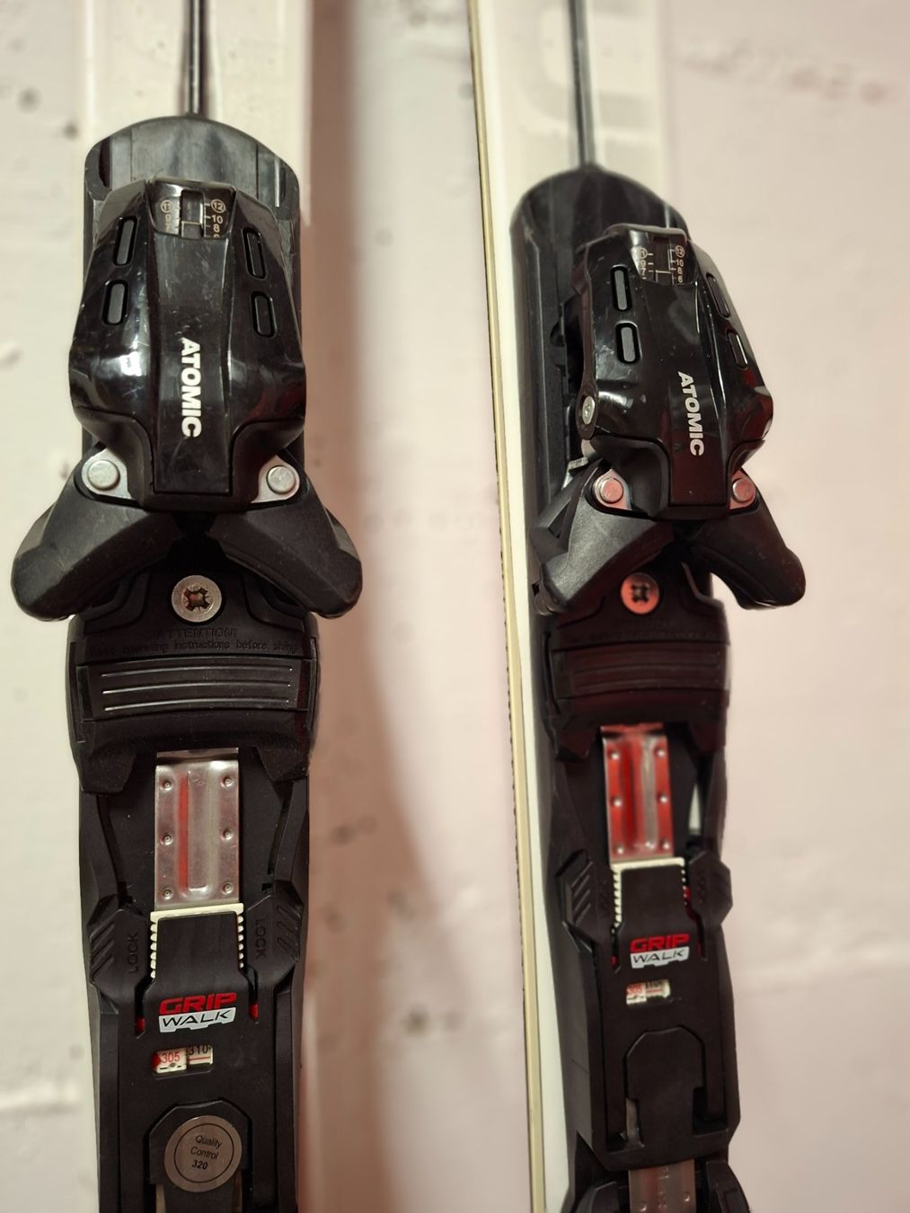 Atomic Skis: Ski Atomic C 14 Select Carving Ski, 154cm – Gebraucht aus Schötz von mag_pw7w 3