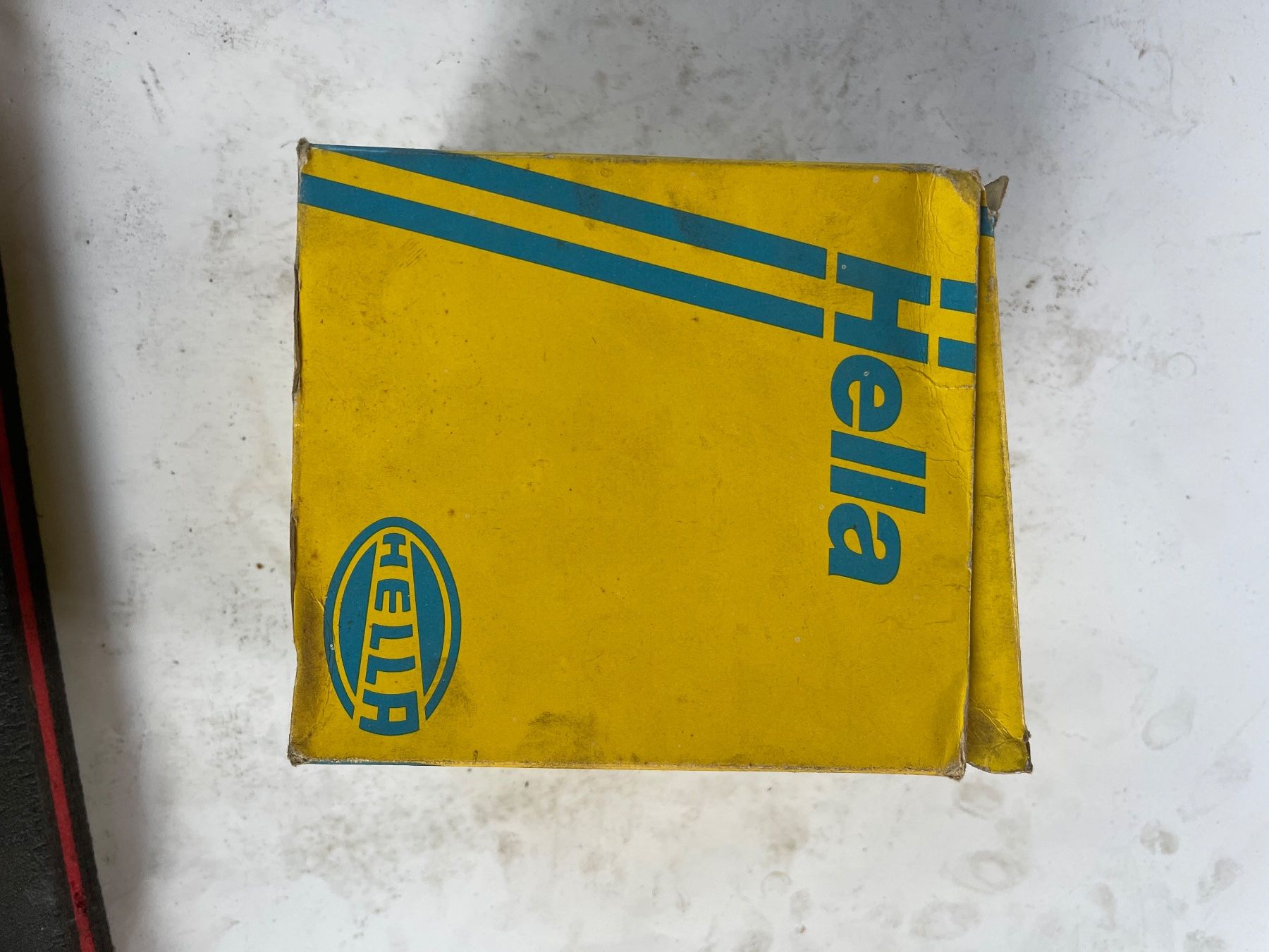 Alle Autoersatzteile: Hella Rücklicht – Gebraucht aus Altbüron von Garage-Bulak 2