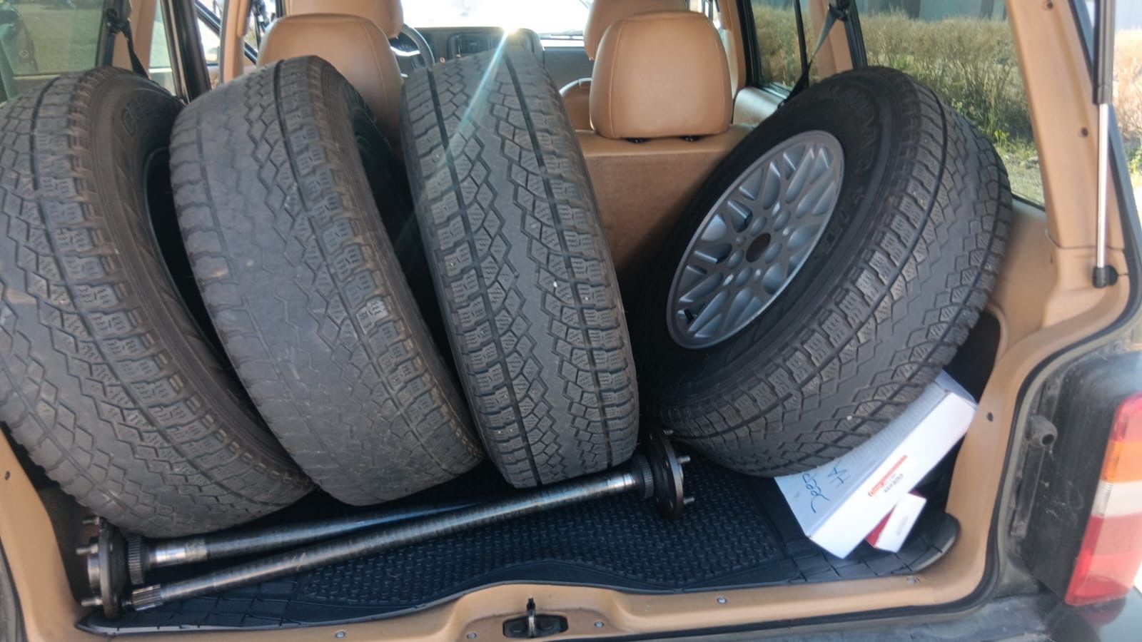 Jeep Autos: JEEP Cherokee 4.0L – Gebraucht aus Rebstein von TonyRasta-Autohandel 9