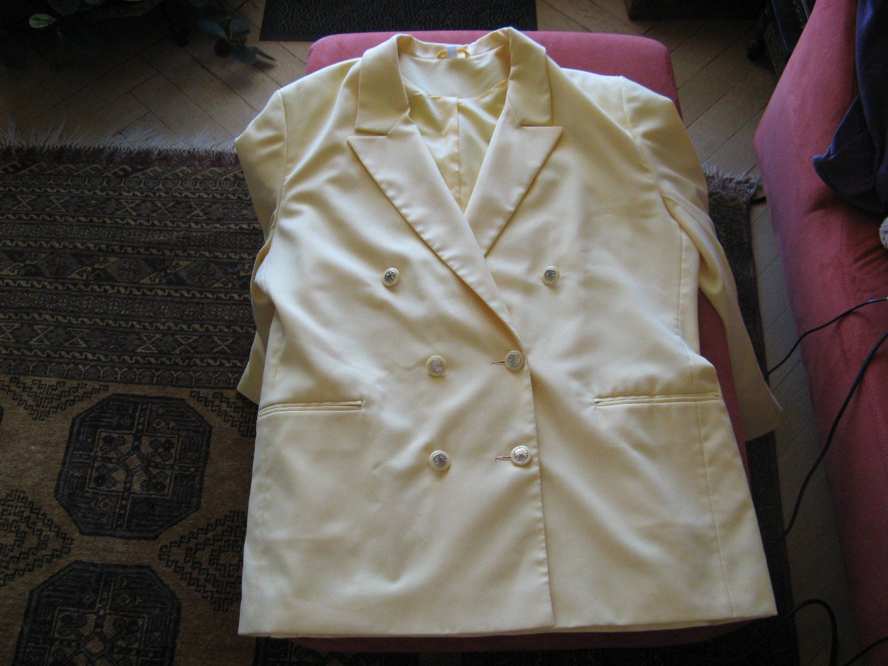 Giacche: Damen Blazer gelb LineaV Gr. 44 – Usato da Zürich venduto da apil 6