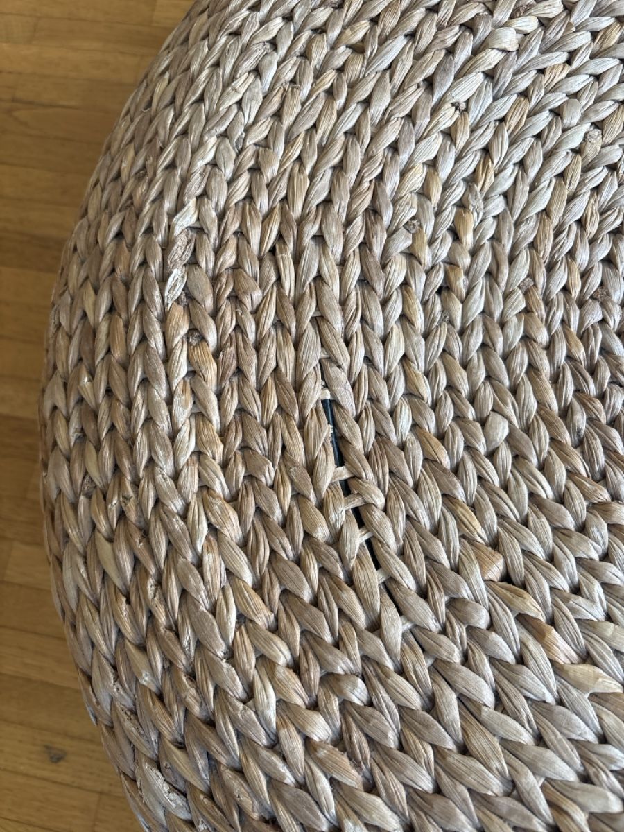 Ikea Chaises longues: Alseda Hocker Pouf Ikea – D'occasion à Luzern par ema_7jmv 1