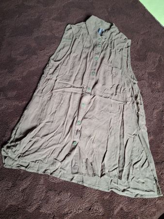 Chemise sans manche taille 34 marque H&M