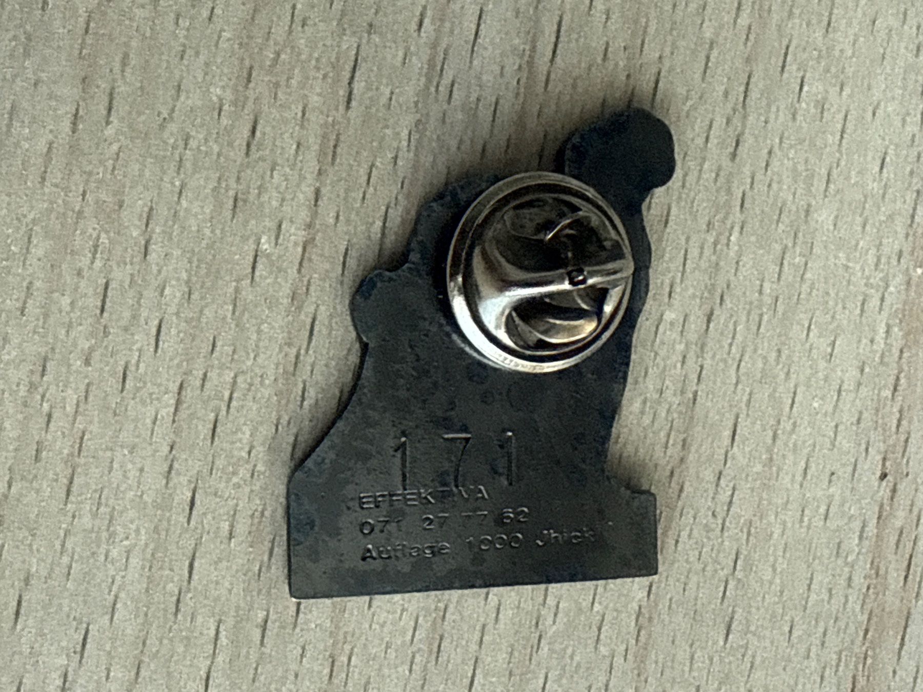 Placchette & Badge: Pin  Farbax Aubonne – Usato da Glattbrugg venduto da Schweigmatt 1