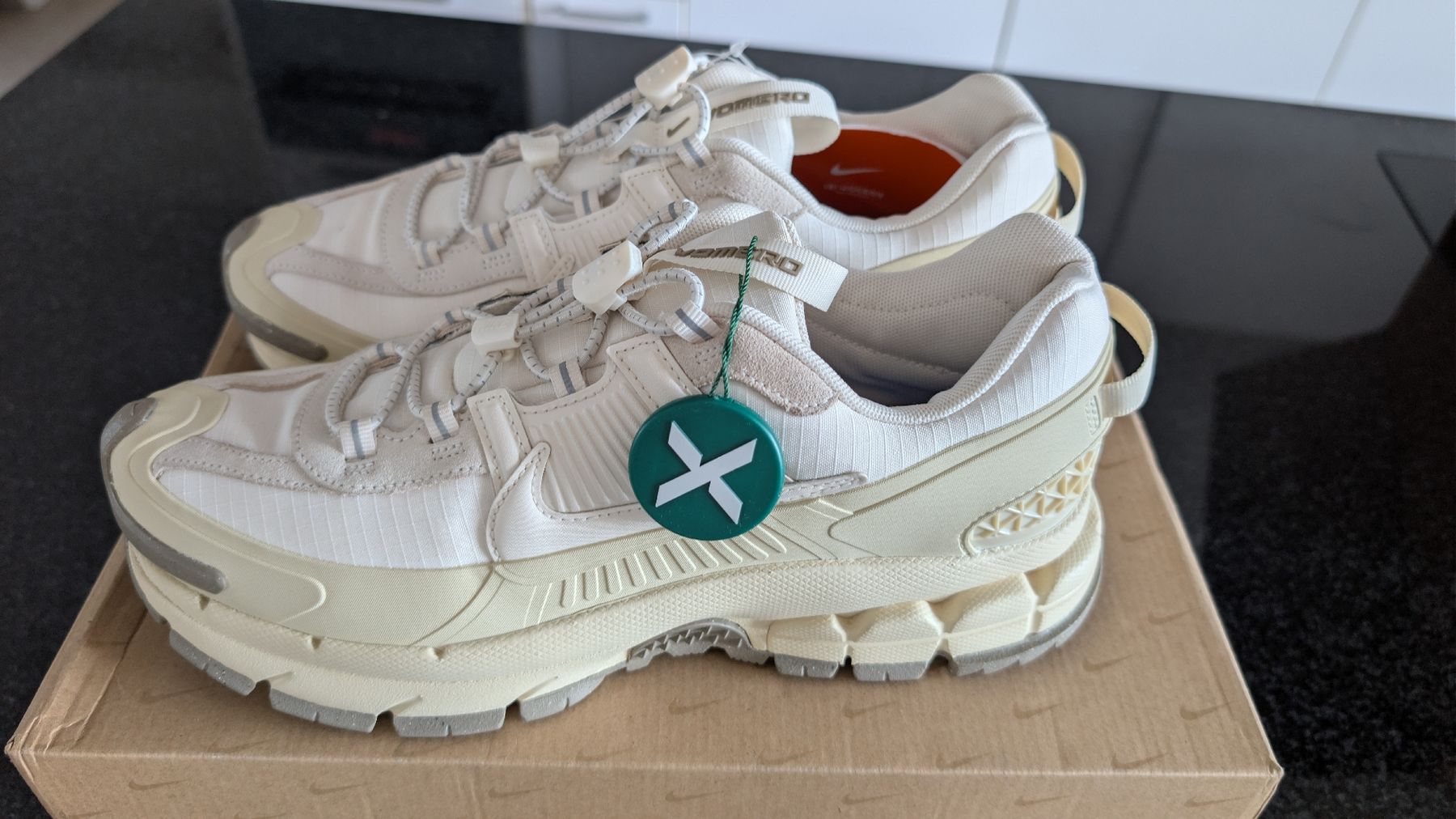 Nike Scarpe da uomo: Nike Zoom Vomero Roam 42.5 – Nuovo e nell'imballaggio originale da Rümlang venduto da Pascal_Gut