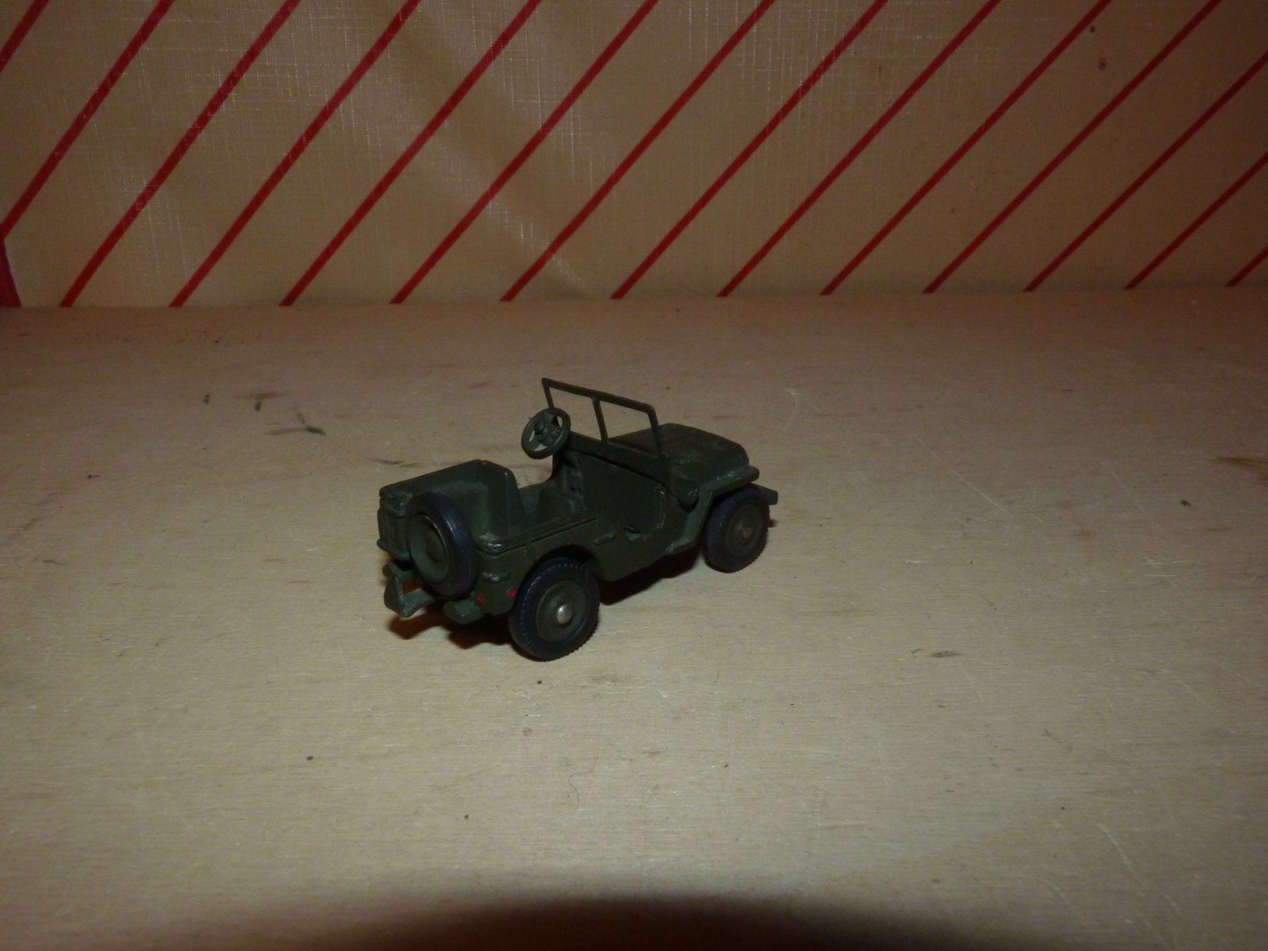 Solido Modellini d'auto: Willys Jeep Solido – Usato da Rudolfstetten venduto da Rrst1968 1