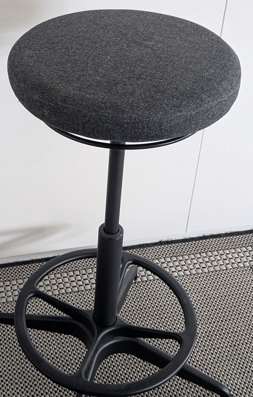 Ikea Tabourets: standing  Stool Ikea lidkullen – Neuf (Voir description) à Dübendorf par bea_6bym