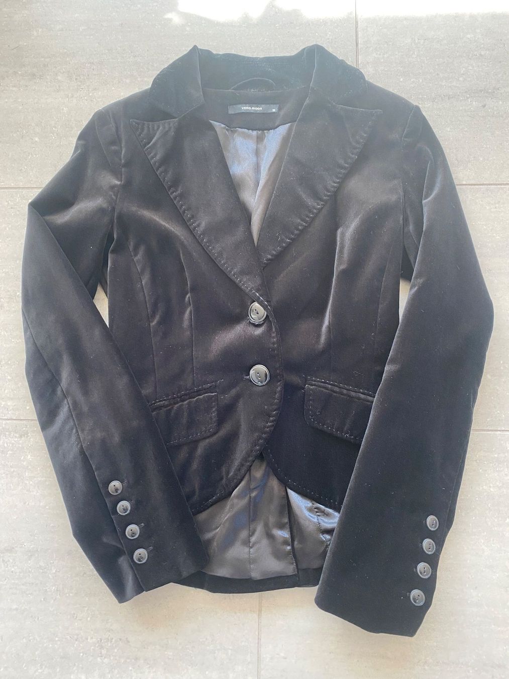 Vero Moda Giacche: Samt Blazer Vero Moda - Grösse 36 – Usato da Uetikon am See venduto da cristalllina 1