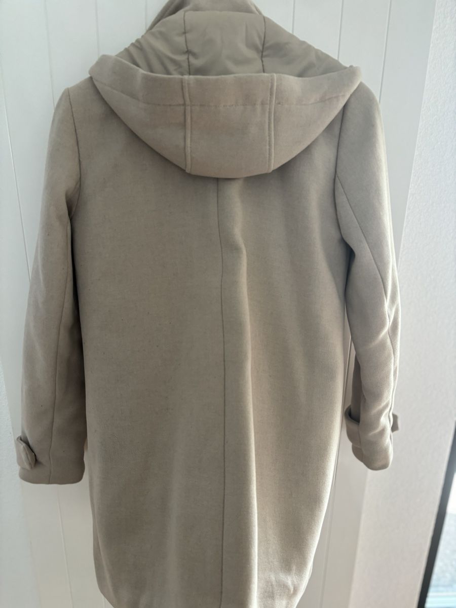 Mango Mäntel: Schicker MANGO beige warmer Damenmantel Grösse S – Gebraucht aus St.Gallen von Monrose 2