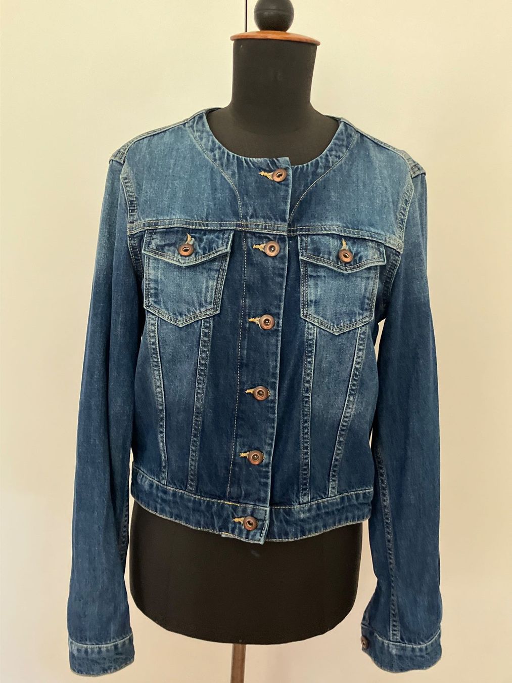 Esprit Giacche: Jeansjacke von Esprit – Usato da Lenzburg venduto da ann_8hmk