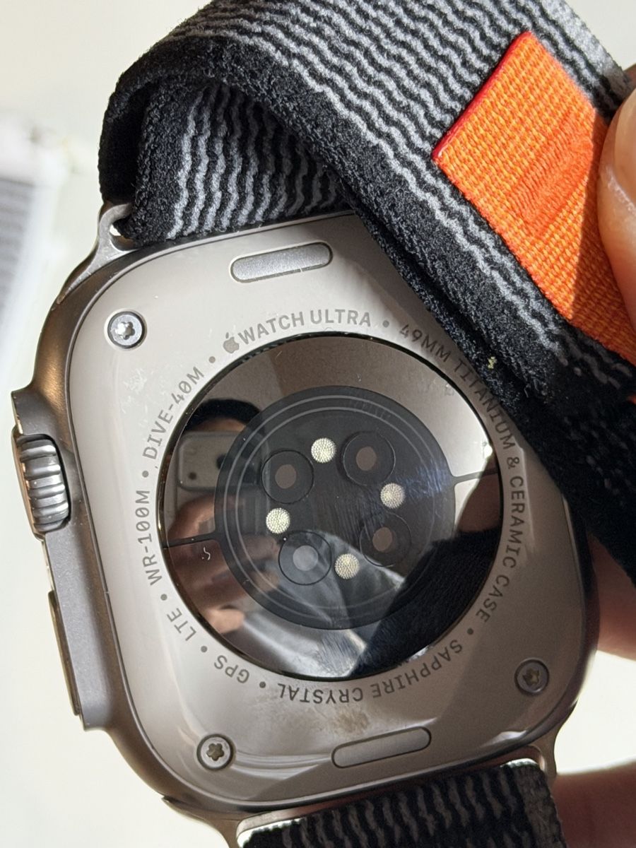 Apple Smartwatch: Apple Watch Ultra 49mm Defective – Defekt aus Chur von beverlyone 6