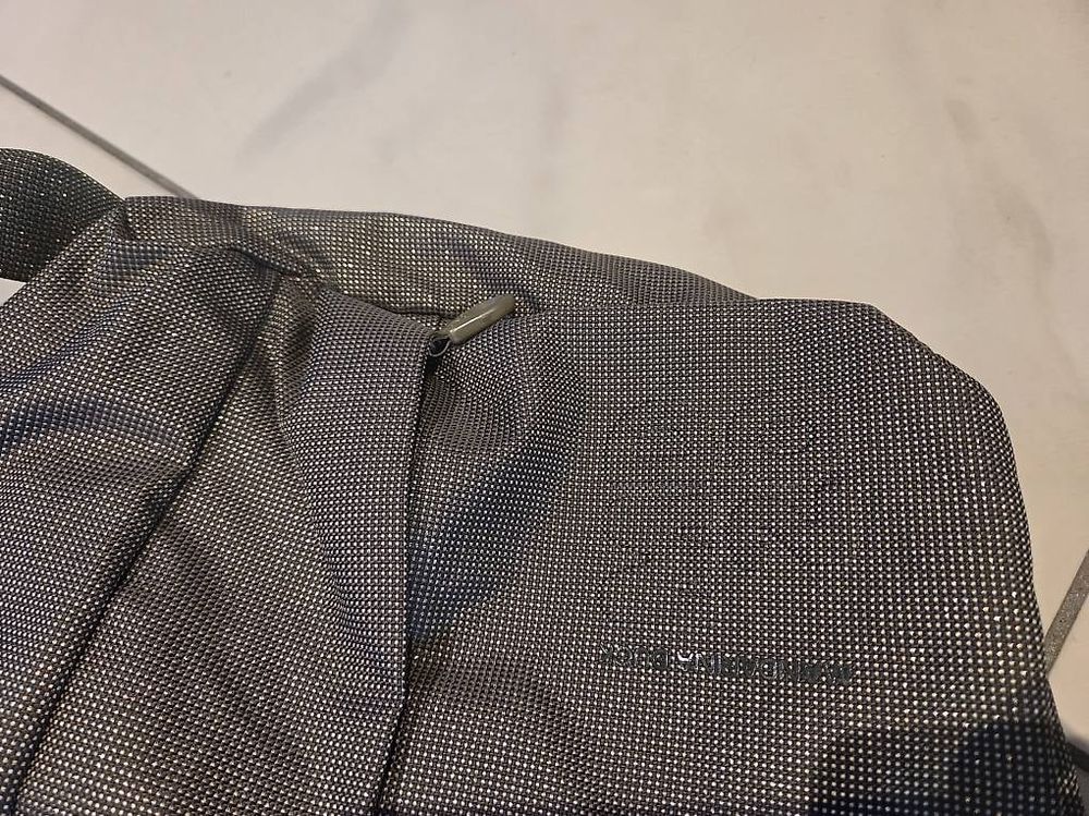 Borsa Mandarina Duck M20 (Gebraucht) in Torricella für CHF 45 – nur ...