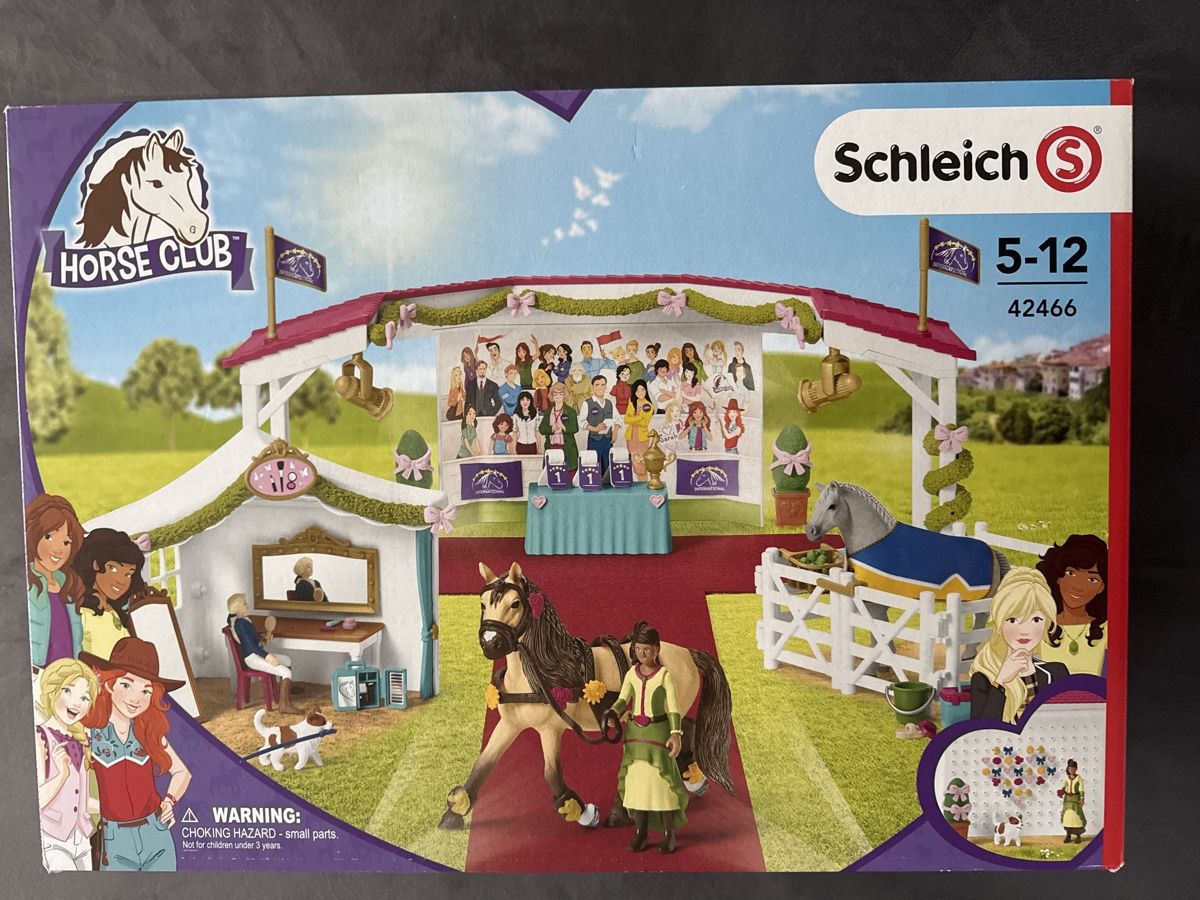 Schleich Spielzeuge: Schleich Pferdeshow Turnierplatz 42466 – Neu (gemäss Beschreibung) aus Horgen von