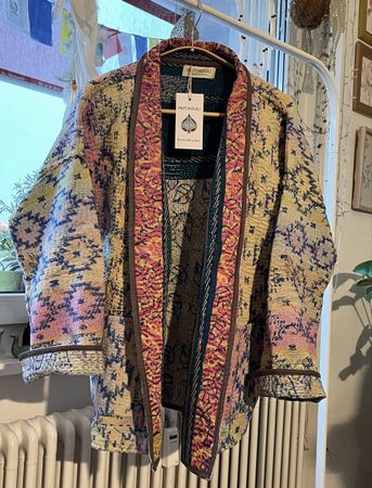 Vintage Patchwork Kantha Jacket – Handmade & Unique