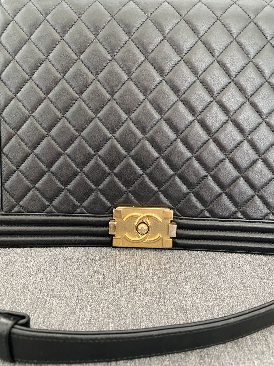 Chanel Borse da donna: Original CHANEL Boy Bag Large mit goldener Hardware – Usato da Olten venduto da ale_nb2x 4