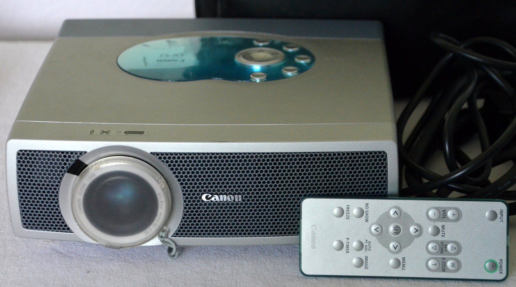 Home Cinema: Beamer Canon LV-S2 projecteur – Usato da Collonges venduto da arashee 1