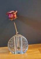 Schwere Kristallvase für einzelne Blume