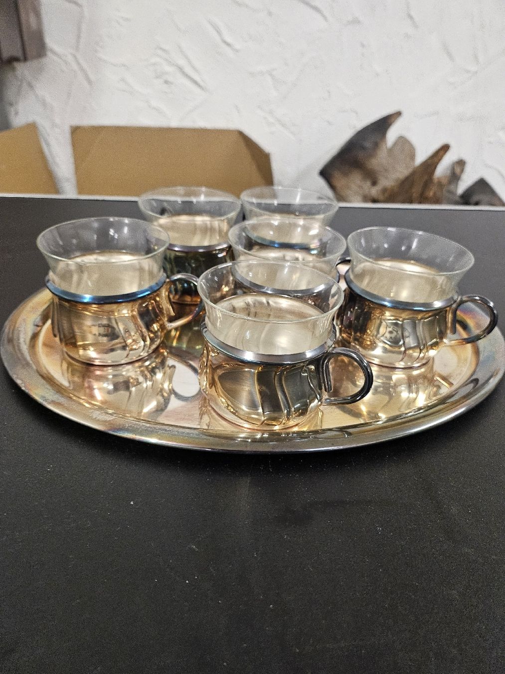 Geschirrsets: Set Gläserträger mit 6 Gläsern und Ablage, Silberoptik – Gebraucht aus St. Gallen von Cocos_Ricardo 1
