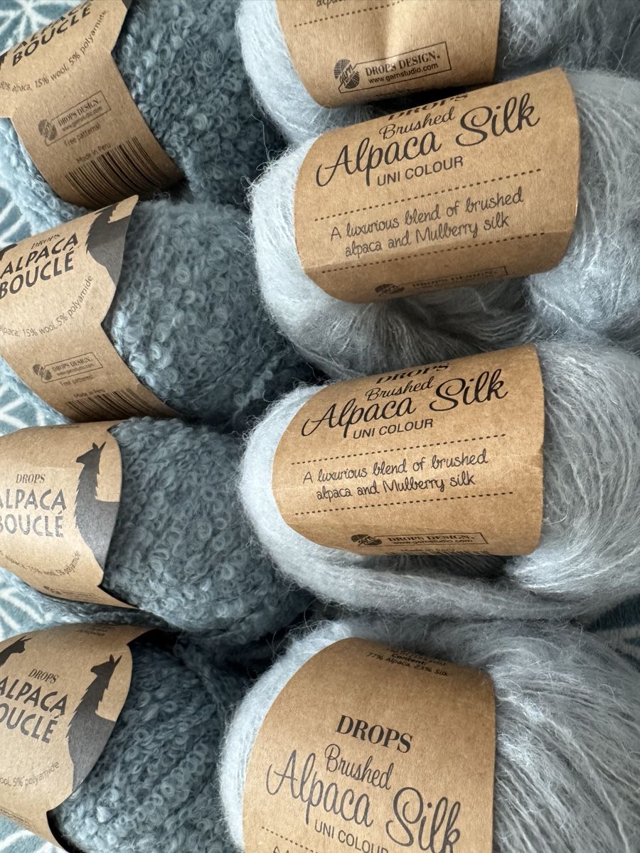 Wolle: Strickwolle Drops Alpaca Bouclé + Brushed Alpaca-Silk – Neu und originalverpackt aus Winterthur von sq2_q8mr 5
