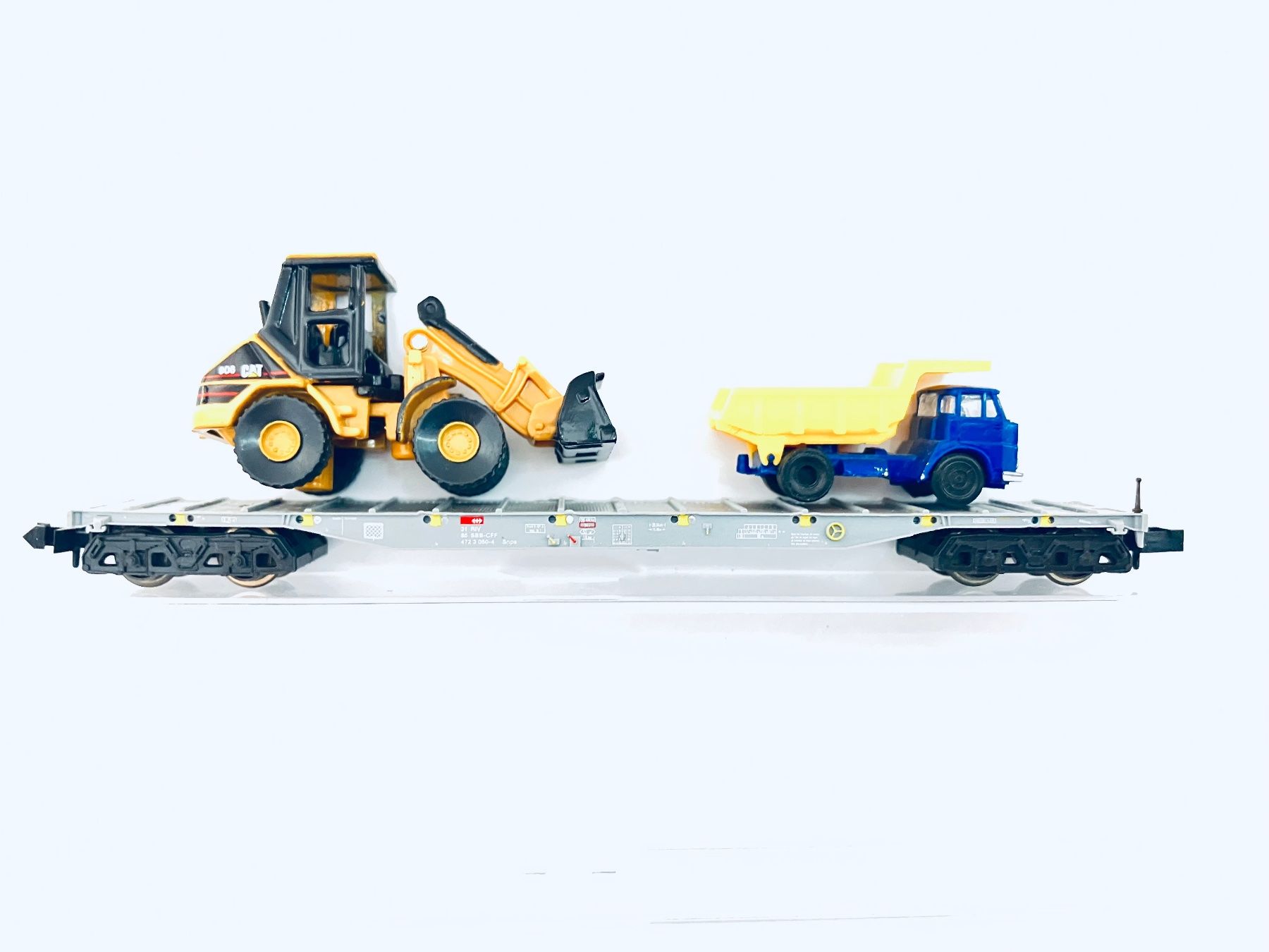 Trix Modellini di ferrovie: CAT Radlager Bagger SBB Transport SPUR N #220 – Usato da Oberbuchsiten venduto da Orsetto24 3