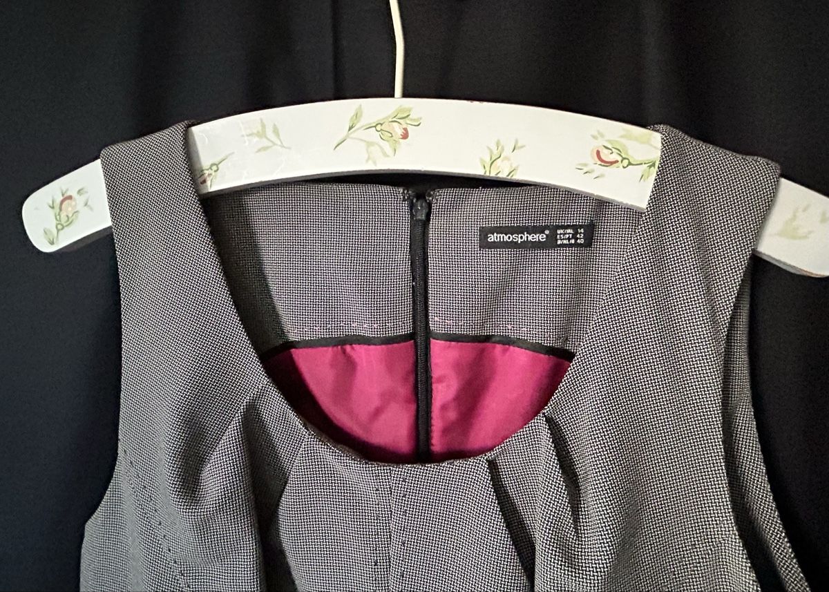 Vestiti: Atmosphere Dress, Size 14, Grey, Perfect for spring ! – Nuovo (secondo la descrizione) da Zürich venduto da Mistral61 1