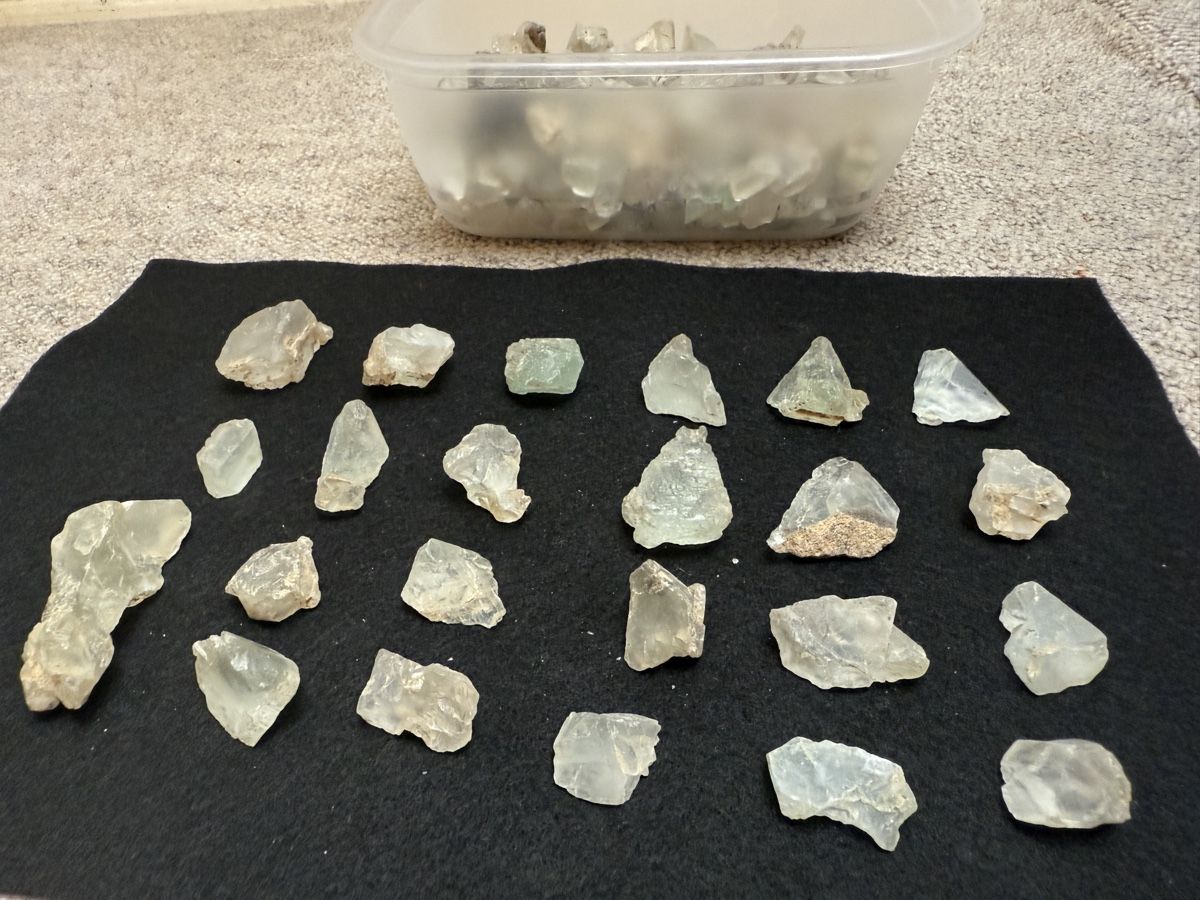 Minéraux & Lithothérapie: Fluorit aus dem Grimselgebiet – D'occasion à Schattenhalb par Oodaaq 2