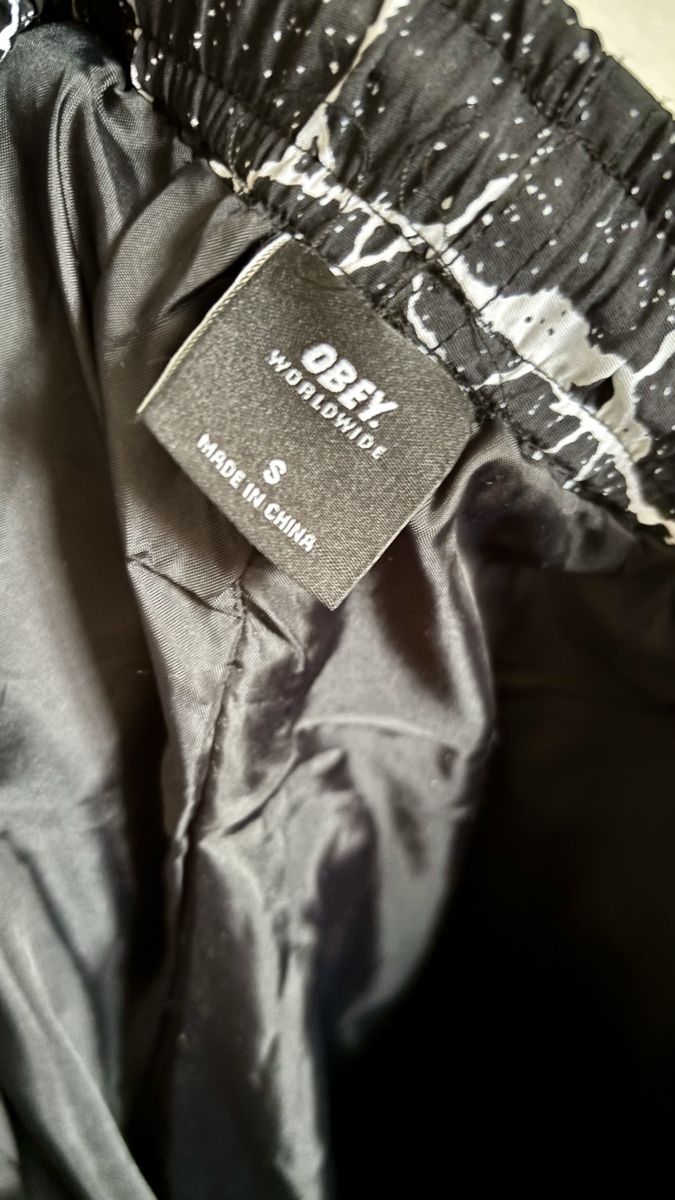 Obey Hosen: Obey Trainerhose Gr. S – Neu (gemäss Beschreibung) aus Thun von alibabaofhubabuba 1
