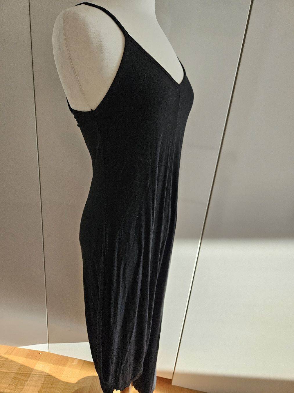 Tute: Luftiger Jumpsuit Onesize – Nuovo (secondo la descrizione) da Zürich venduto da ColdCoffee
