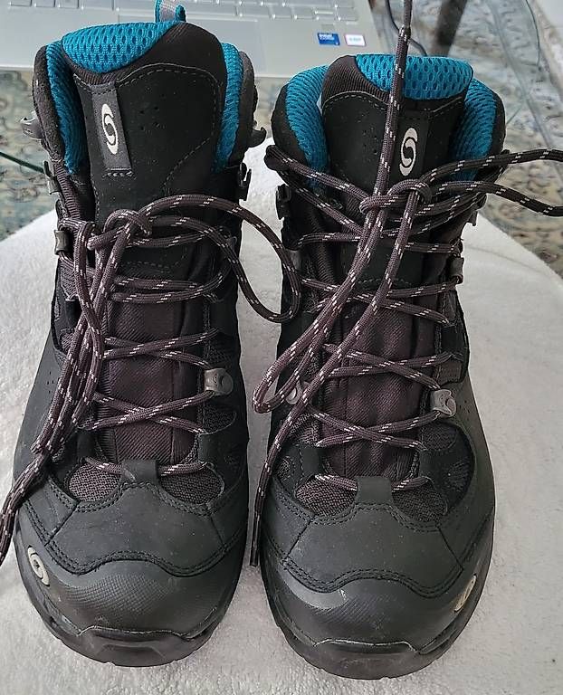 Scarpe da donna: Salomen GORE-TEX Wanderschuhe – Usato da Zizers venduto da Roosi1