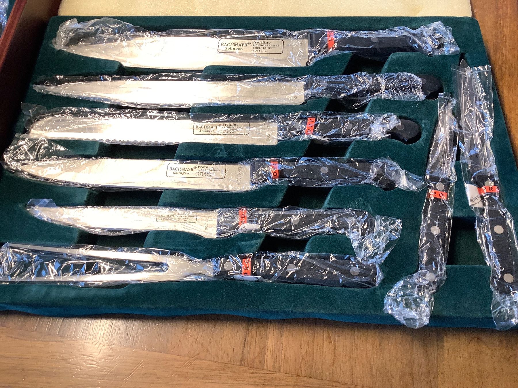 Set di posate: Messer und gabelset – Nuovo e nell'imballaggio originale da Appenzell venduto da Bibabaxli 2